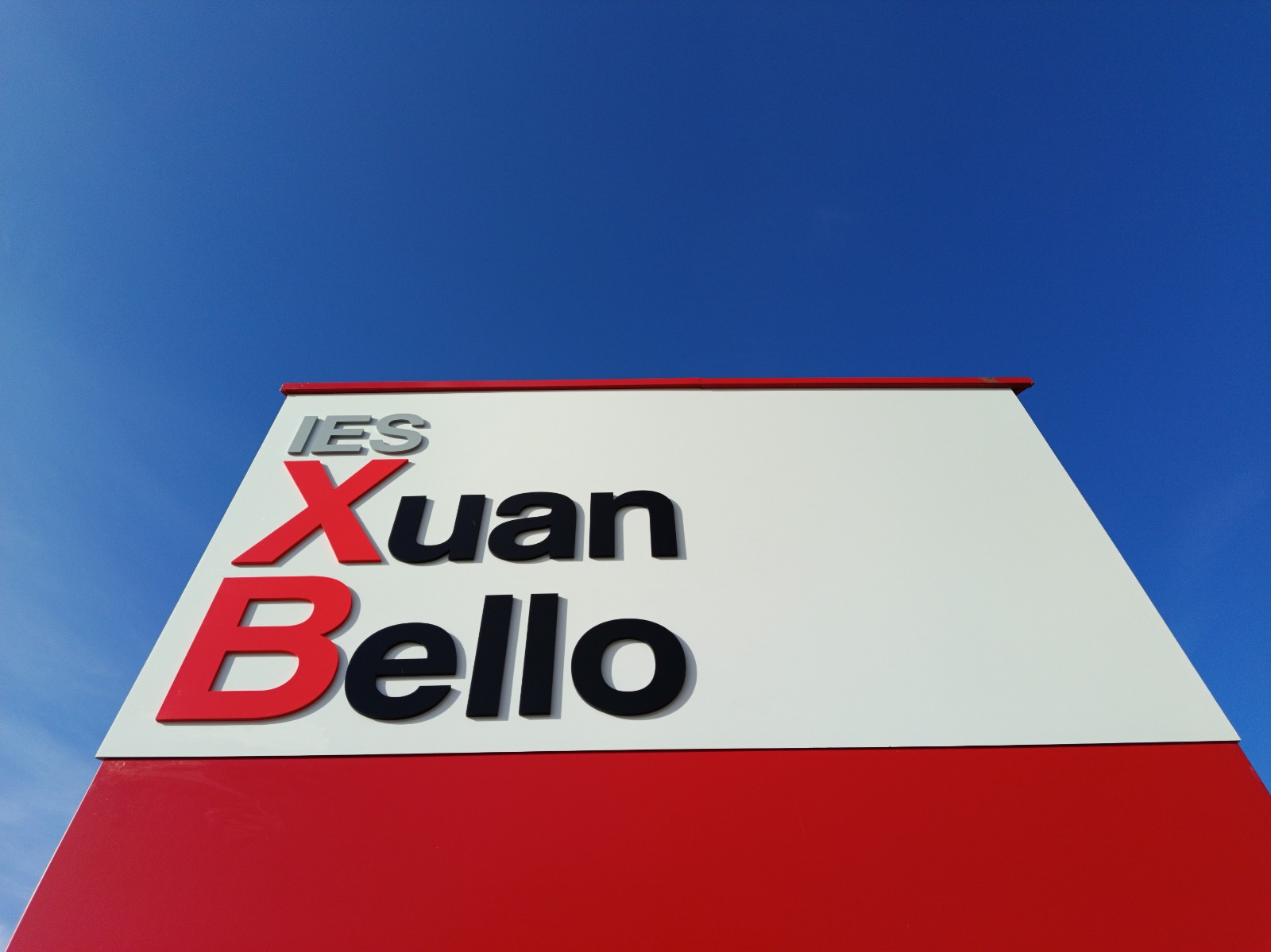 Creación de una nueva marca. IES Xuan Bello
